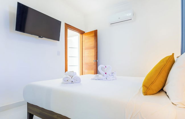 3-BR Villa with Pool & Rooftop Jacuzzi - Foto 6