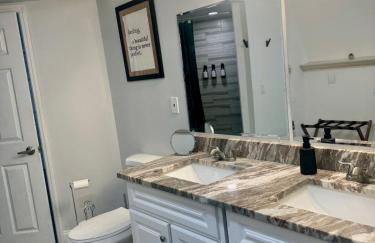 DeLand Dome House- 98 Inch TV - Open Kitchen - Near Bridle Oaks - Photo 23