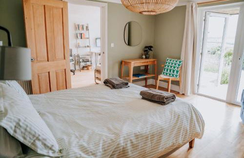 Ponderosa 5-Bed Coastal Retreat with Studio, Sauna & Sea Views - Foto 23