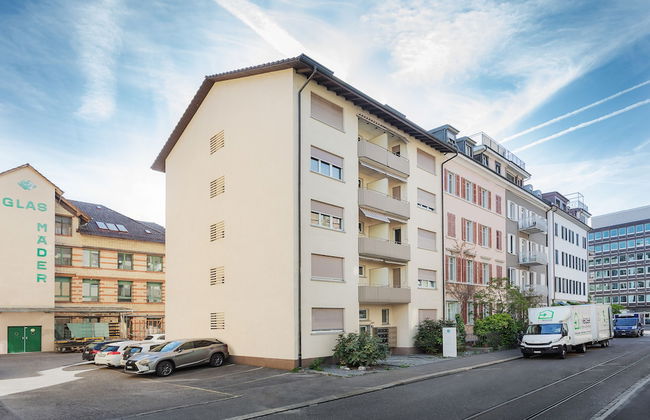 VISIONAPARTMENTS Zurich Freyastraße - Foto 1