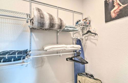 Modern Canalfront Studio Near Nokomis Beach! - Foto 9