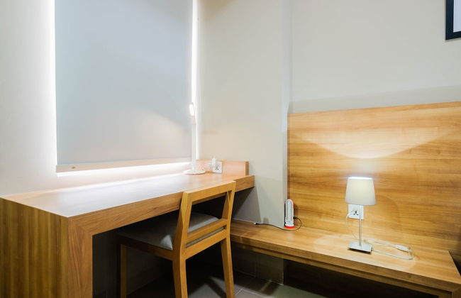 Scenic 1Br Apartment At Mustika Golf Residence - Photo 9