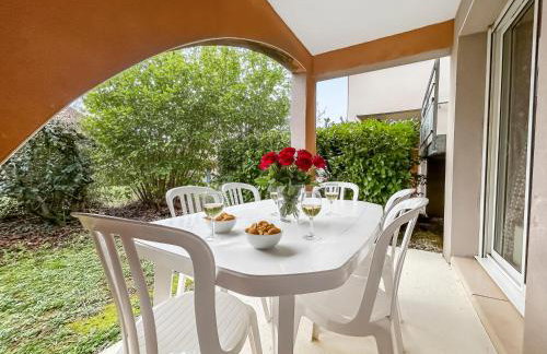 Appart avec terrasse, piscine et parking - Foto 8