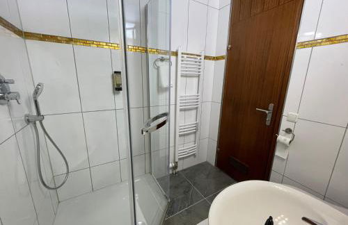 Modern eingerichtete Ferienwohnung Traumtagerl ruhig, zentral, ideal für Familien & Paare - Foto 18