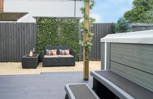 Lethbridge Villa 49 3-bedroom Apartment with private HOT TUB,Fibre WiFi, free parking, sleeps 6 - Foto 29