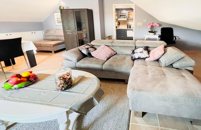 Modern Loft With 2 Bedrooms Near Sint Truiden - Foto 2