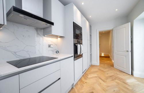 The Heart of Westminster - Photo 7