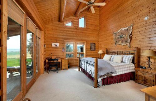 Intimate Off-Grid Cabin with Fire Pit and Mountain Views in Montana - Foto 49