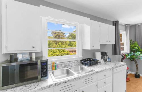 Broadmoor Bungalow - Both Units - Foto 42