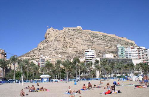 Beach & Urban Attic - Photo 41