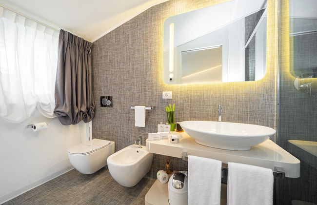 iConic Wellness Resort - Photo 26