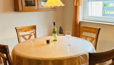 Casa Harmonia Ferienhaus- Ruhig und gemütlich am Pestalozzipark, Gesundbrunnen - Foto 5