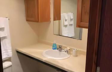 Jacuzzi Loft-1Br Extnd Stay Near Capitol - Foto 10