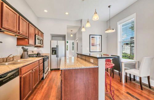 2 Entire bldgs - Great for large groups - Photo 48