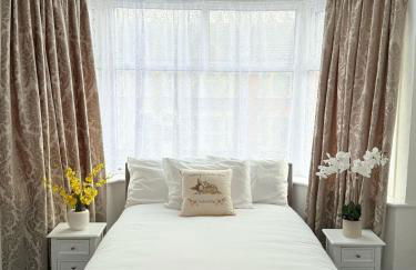 Luxury House in Ilford 21 minute Train journey from Central London - Foto 2