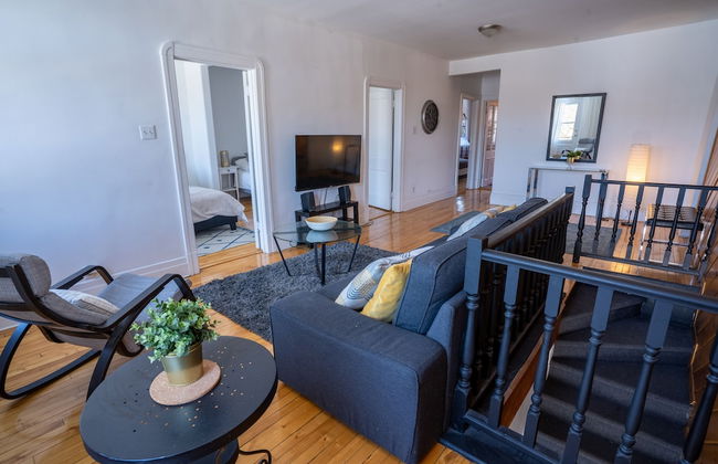 Stunning 2 Bedroom Apt! 3mins Walk From CDN Metro - Foto 20