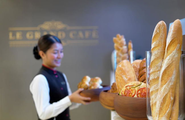 Two Seasons Hotel & Apartments (ex. Gloria Hotel) - Foto 14