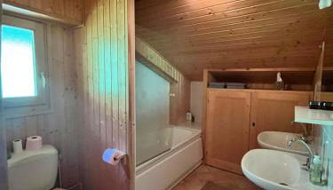 Family-friendly Self-catering Chalet Rental in Abondance - Sleeps 12 Portes du Soleil - Photo 5
