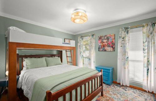 New Remodeled 4 BDRM Central Austin W/Pool & Patio - Foto 12