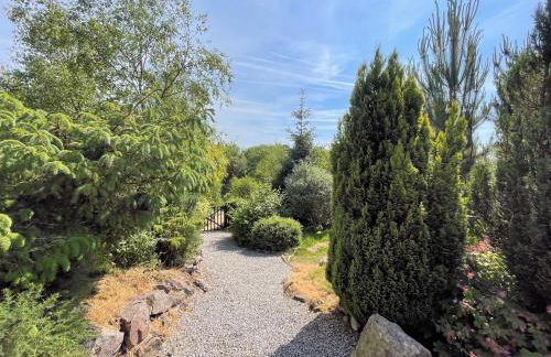 Beautiful 2BR Beach Lodge Set In Stunning Gardens - Pass the Keys - Photo 39