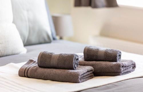 Kew View Suite 2BR Sleeps 9, Walk to Tube & Sights - Foto 21