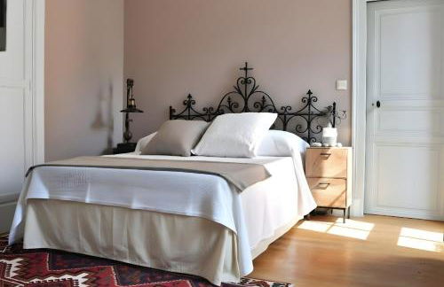 Cottage Mackinley, séjour spacieux et chaleureux, salon de jeux, grande salle à manger, 15 pers, Centre Historique, gare TER - Foto 19