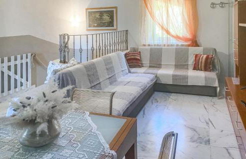 Nice Apartment In Magliano With Wifi - Foto 4