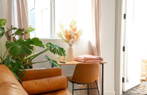 Heart of North Hollywood 2 bed Apt FREE parking, hot tub, pool, gym - Foto 32