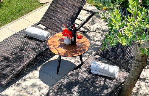 Villa Liberta - Private Family Villa with Pool & Garden - Photo 8