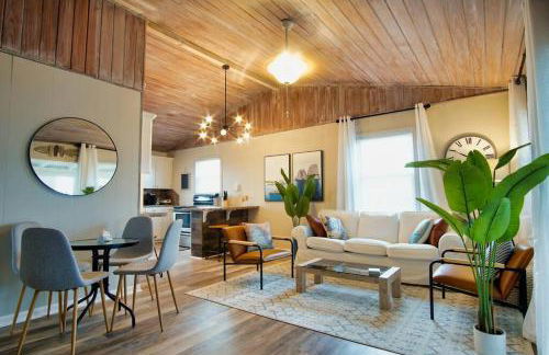 Serenity Sol ※ Surfside Charmer Near Beach & Jetty - Foto 7