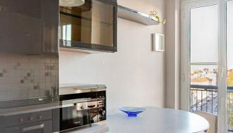 Bright Apartment with Canal Balcony - Foto 5