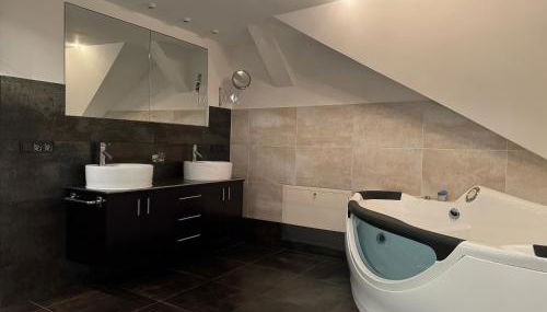 205 qm "Traumtor" mit Sauna, Whirlpool, Kamin und 3 Terrassen mit Blick in die Böhmisch Sächsische Schweiz - Foto 4