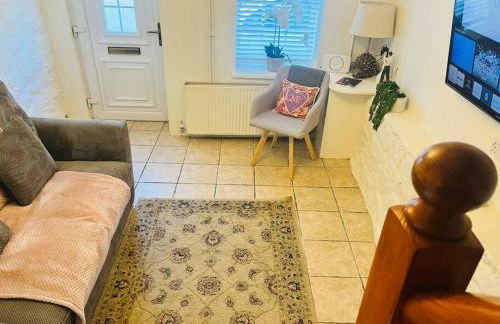 Charming Brecon Beacons Cottage with Parking - Foto 18