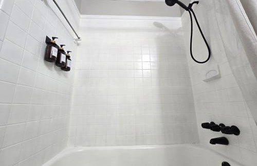 Cozy 5BR Family Retreat Firepit Games Patio - Foto 64