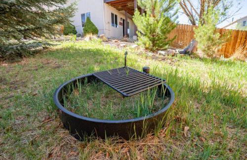 Bear Creek Lodge - Spa - Fire Table - 3min to Trails - Foto 41