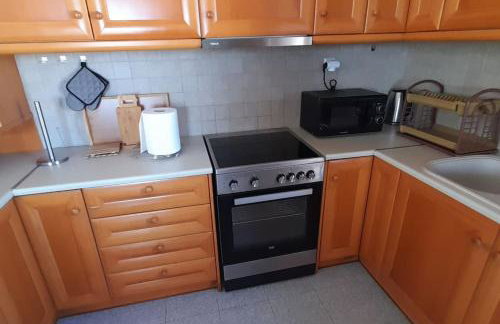 Παραθαλάσσιο εξοχικό σπίτι με θέα τον κόλπο Βάρης - Photo 12