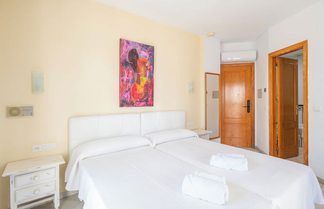 Apartamentos Playamaro - Foto 43