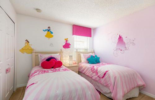 Family Friendly Vacation Home with South Facing Pool - Hot Tub - Game Room - Near Disney - Foto 29