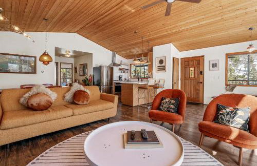 Nightcap Lodge- HOT TUB WITH BREATHTAKING MOUNTAIN VIEWS! - Foto 9