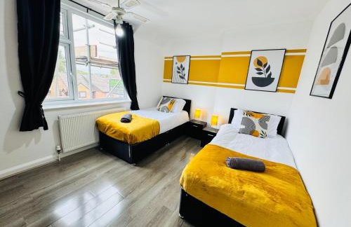 3 bedroom house sleeps 5 free parking long stay discounts - Foto 8