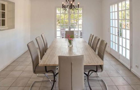 Beautiful Home In Thézan-Lès-Béziers - Foto 13