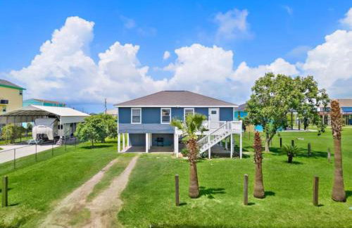 Cozy and charming getaway with deck, close to beach - Foto 31