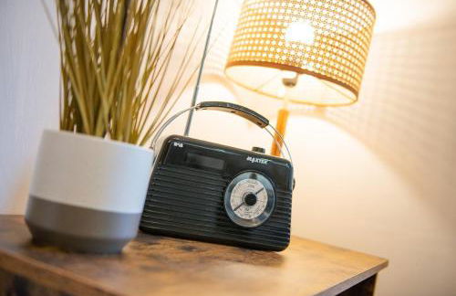 Charming 2 Bedroom Flat in the Heart of Kirriemuir - Foto 8