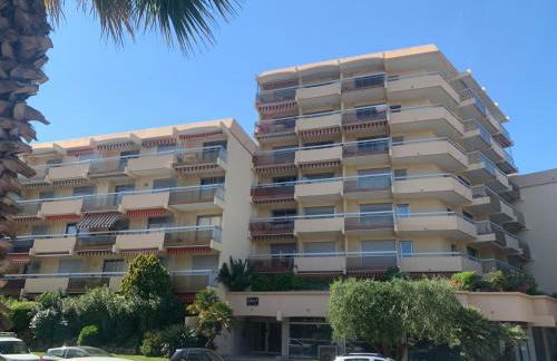 Appartement Eléa, Vue sur Mer, T1 sur Fréjus à 150m des plages - Foto 3