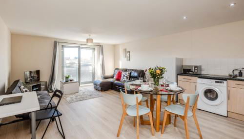 Waterfront Quayside Apartment with secure parking & lift, Ideal for Mobility Users - Foto 5