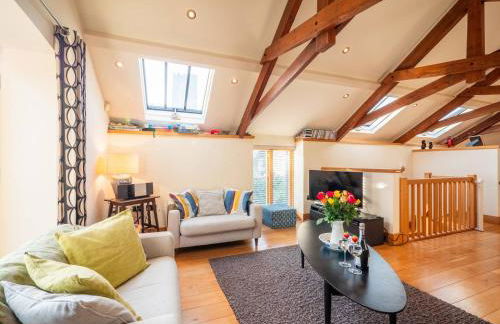 Family & Pet Friendly Coastal Base Near Dartmouth - Foto 44