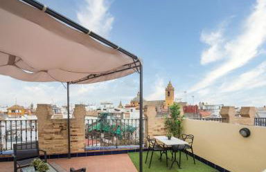 EXCLUSIVE TRIPLEX WITH PRIVATE TERRACE - Photo 11