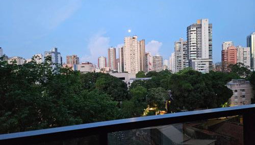 Studio para até 3 pessoas no centro de Belém, com vaga e psicina - Foto 2