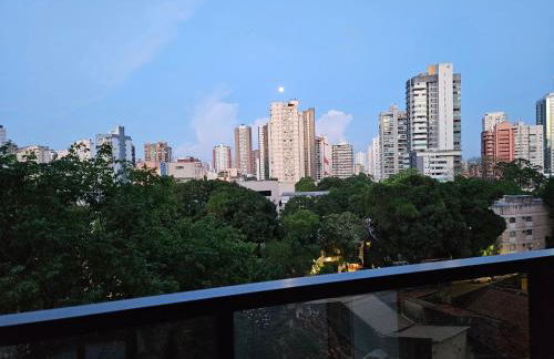 Studio para até 3 pessoas no centro de Belém, com vaga e psicina - Photo 2