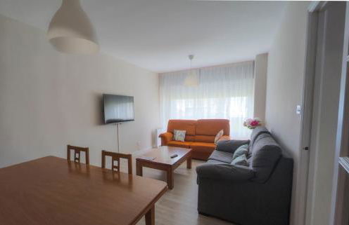 AMPLIO APARTAMENTO EN BURELA - Foto 1